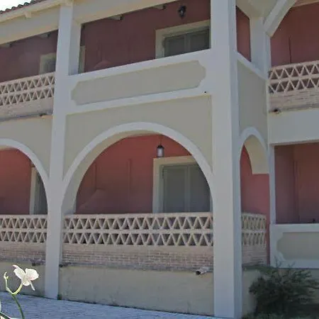 Eleas Gi ホテル Plános